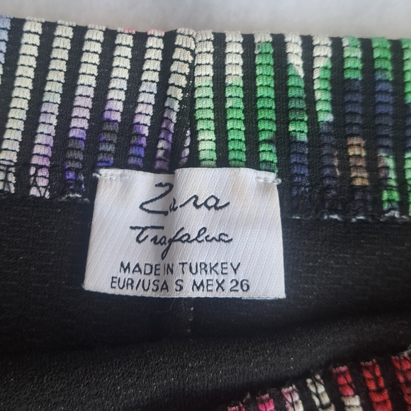 Zara patterned midi pencil skirt - Picture 3 of 5